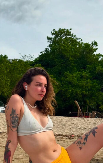 Full leaked Aly brassard private onlyfans photo