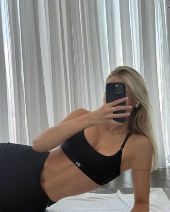 🔥 Annaauroraegger page leaked private photo uncensored full