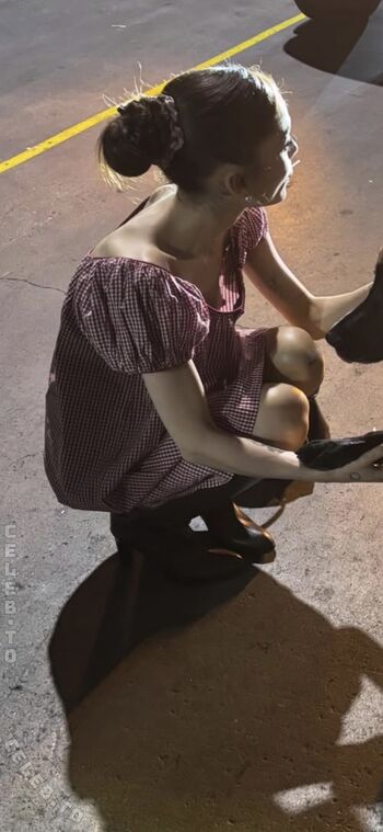 🔥 Ariana grande  page leaked private photo uncensored full