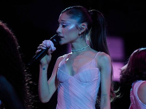 🔥 Ariana grande leaked private photo uncensored full