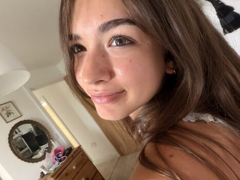 Full leaked Bighazeleyeddoe private onlyfans photo