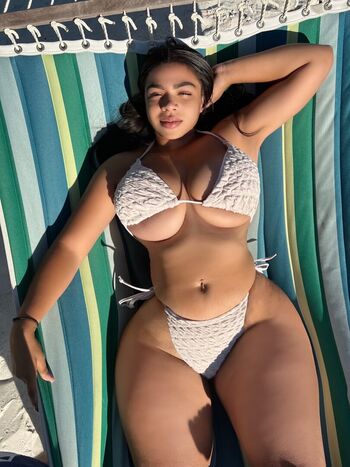 Full leaked Bigheartbriella private onlyfans photo