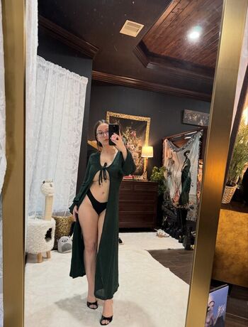 🔥 Bigtittygothegg  page leaked private photo uncensored full
