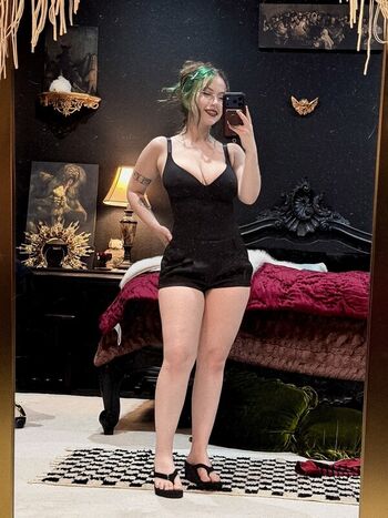 🔥 Bigtittygothegg  page leaked private photo uncensored full