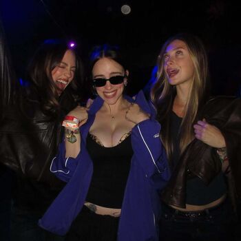 🔥 Billie eilish leaked private photo uncensored full