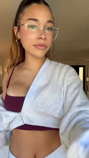 🔥 Chloeparkerrr leaked private photo uncensored full