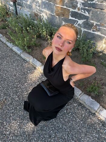 Full leaked Courtney antalek private onlyfans photo