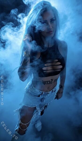 Full leaked Crx lady private onlyfans photo