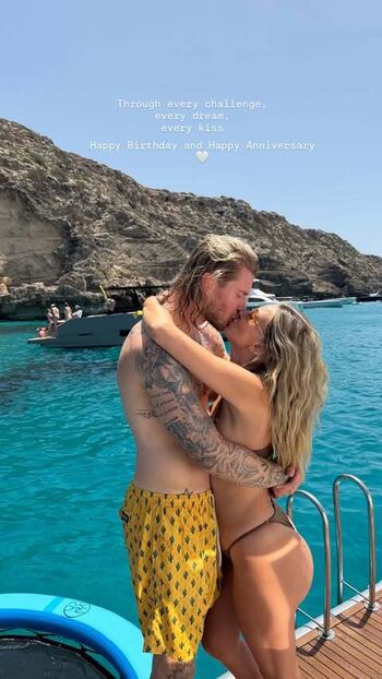 🔥 Diletta leotta  page leaked private photo uncensored full