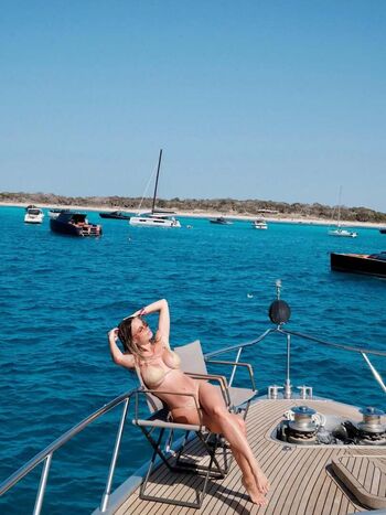 🔥 Diletta leotta  page leaked private photo uncensored full