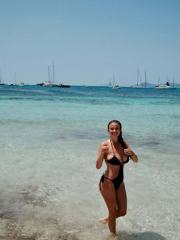 🔥 Diletta leotta  page leaked private photo uncensored full
