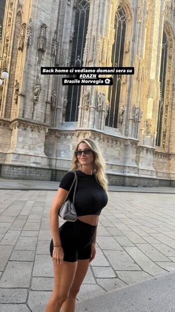 🔥 Diletta leotta  page leaked private photo uncensored full