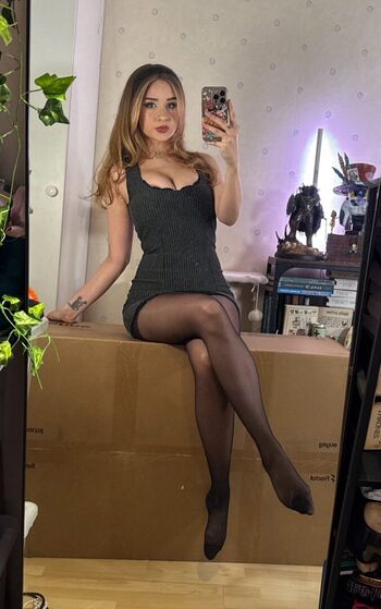 Full leaked Elinatwitch private onlyfans photo