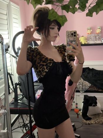 🔥 Emiki page leaked private photo uncensored full