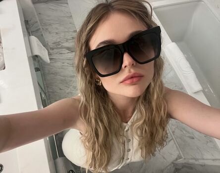 🔥 Emily alyn lind leaked private photo uncensored full