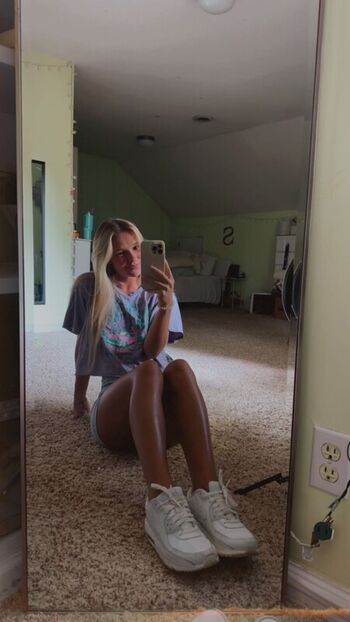 Full leaked Emily sentner private onlyfans photo