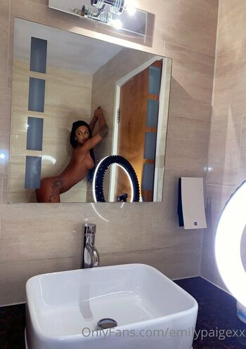 🔥 Emilywakelingx page leaked private photo uncensored full