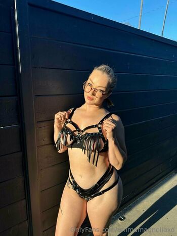 🔥 Emmamagnoliaxo leaked private photo uncensored full