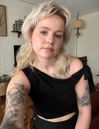 🔥 Ersties  page leaked private photo uncensored full