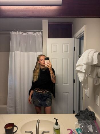 Full leaked Evy leibfarth page private onlyfans photo