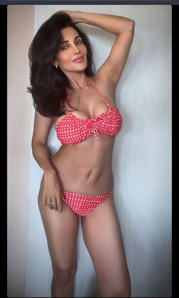 🔥 Flora saini leaked private photo uncensored full
