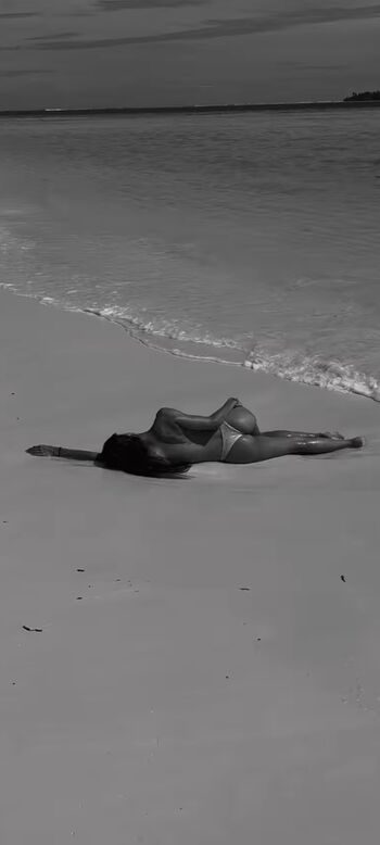 🔥 French celebrities only singer leaked private photo uncensored full