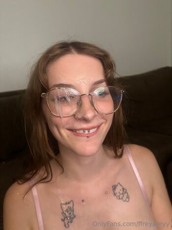 Full leaked Freyarey private onlyfans photo