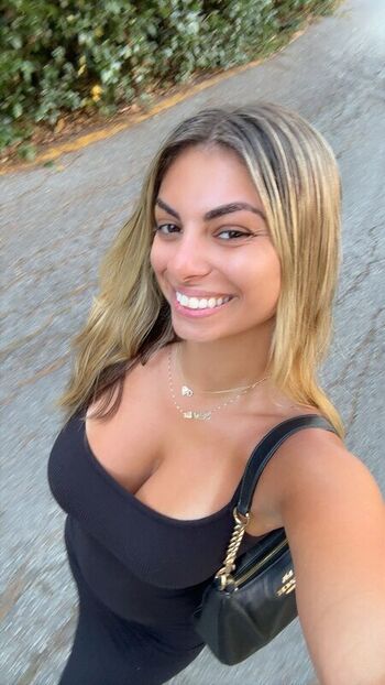 🔥 Gaby zola  page leaked private photo uncensored full