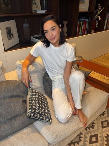 🔥 Gal gadot leaked private photo uncensored full