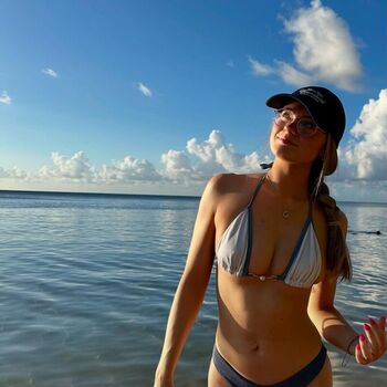 Full leaked Gilliankellyy private onlyfans photo