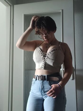 Full leaked Glossygirl private onlyfans photo