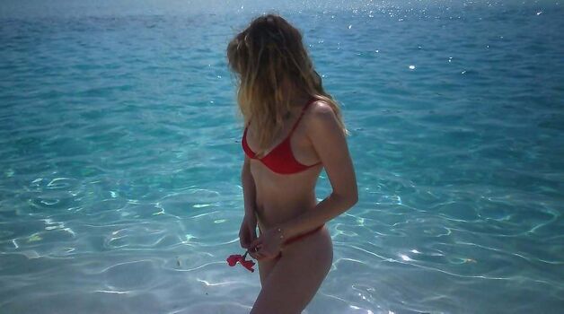 🔥 Grace van dien leaked private photo uncensored full