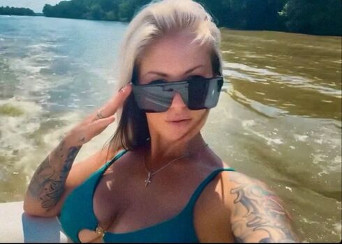 Full leaked Hagsxrlou private onlyfans photo