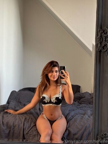🔥 Helwife leaked private photo uncensored full