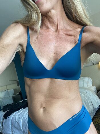 🔥 Hotwives xxx  page leaked private photo uncensored full