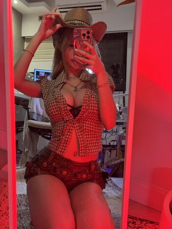 🔥 Irissiri page leaked private photo uncensored full
