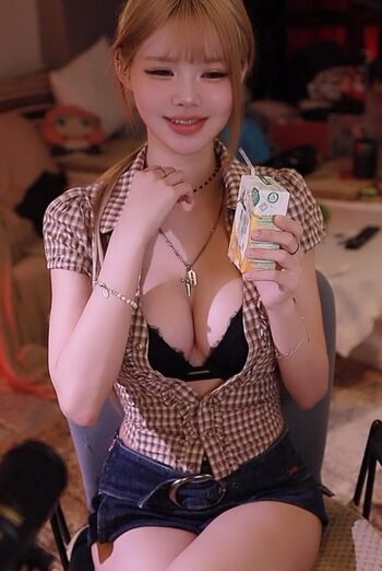🔥 Irissiri page leaked private photo uncensored full