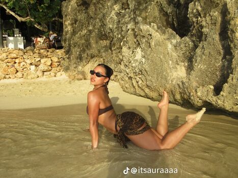 Full leaked Itsauraaaa private onlyfans photo