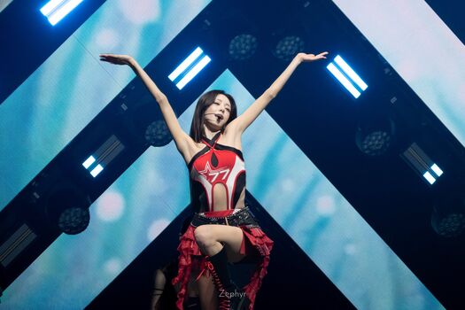 🔥 Itzy all in us page leaked private photo uncensored full