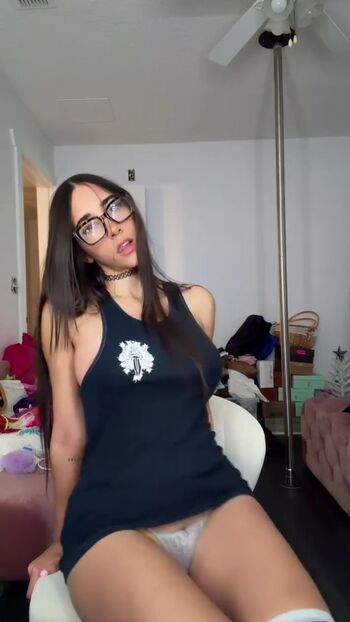 🔥 Izzygreen  page leaked private photo uncensored full