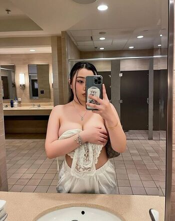 🔥 Katelyn young leaked private photo uncensored full