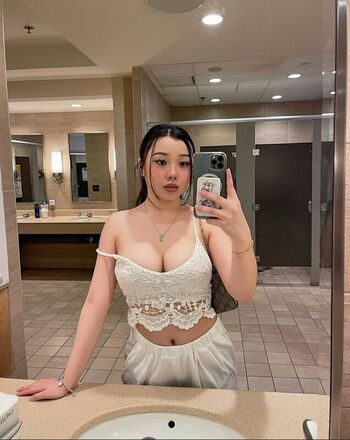 🔥 Katelyn young leaked private photo uncensored full