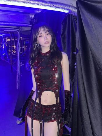 🔥 Kim chaewon leaked private photo uncensored full