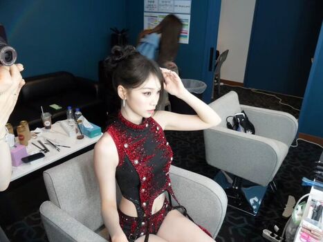 🔥 Kim chaewon leaked private photo uncensored full
