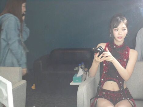 🔥 Kim chaewon leaked private photo uncensored full