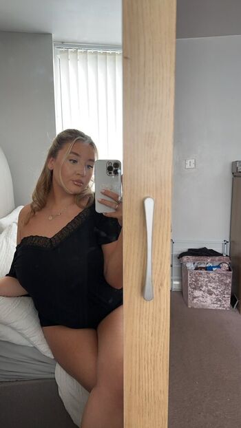 🔥 L u c i f a i r leaked private photo uncensored full