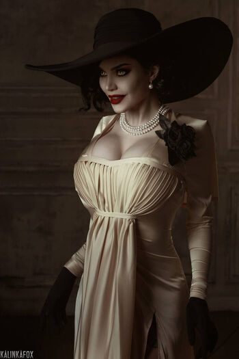 Lady Dimitrescu