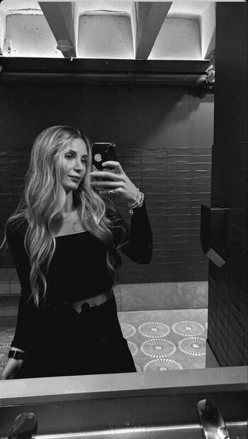 Full leaked Lauren southern private onlyfans photo