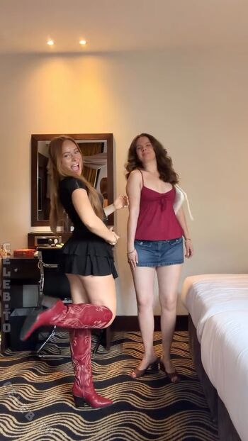🔥 Leoobalys  page leaked private photo uncensored full