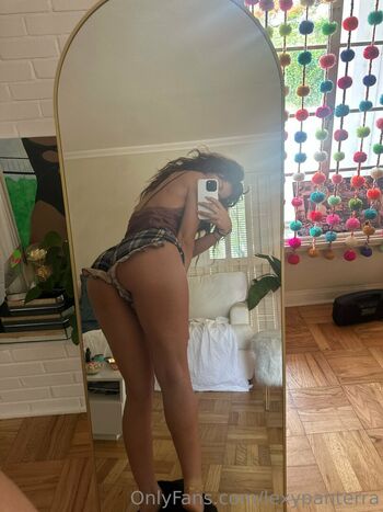 🔥 Lexypanterra leaked private photo uncensored full